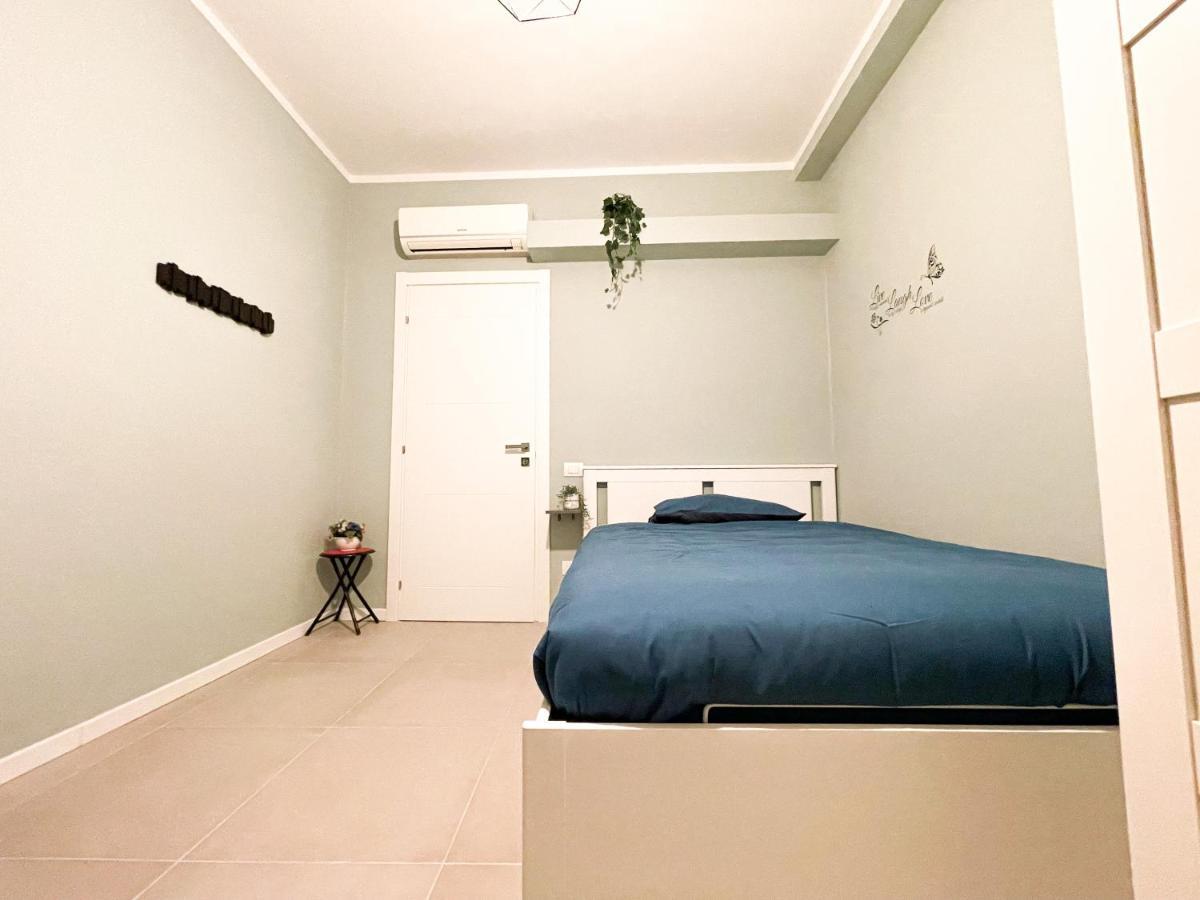 Accogliente Camera A Milano Exterior photo