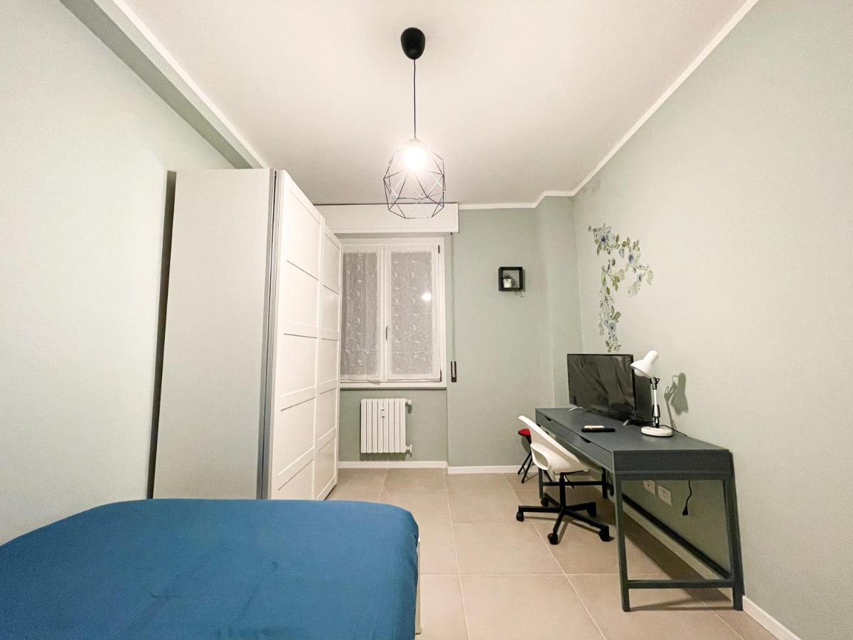 Accogliente Camera A Milano Exterior photo